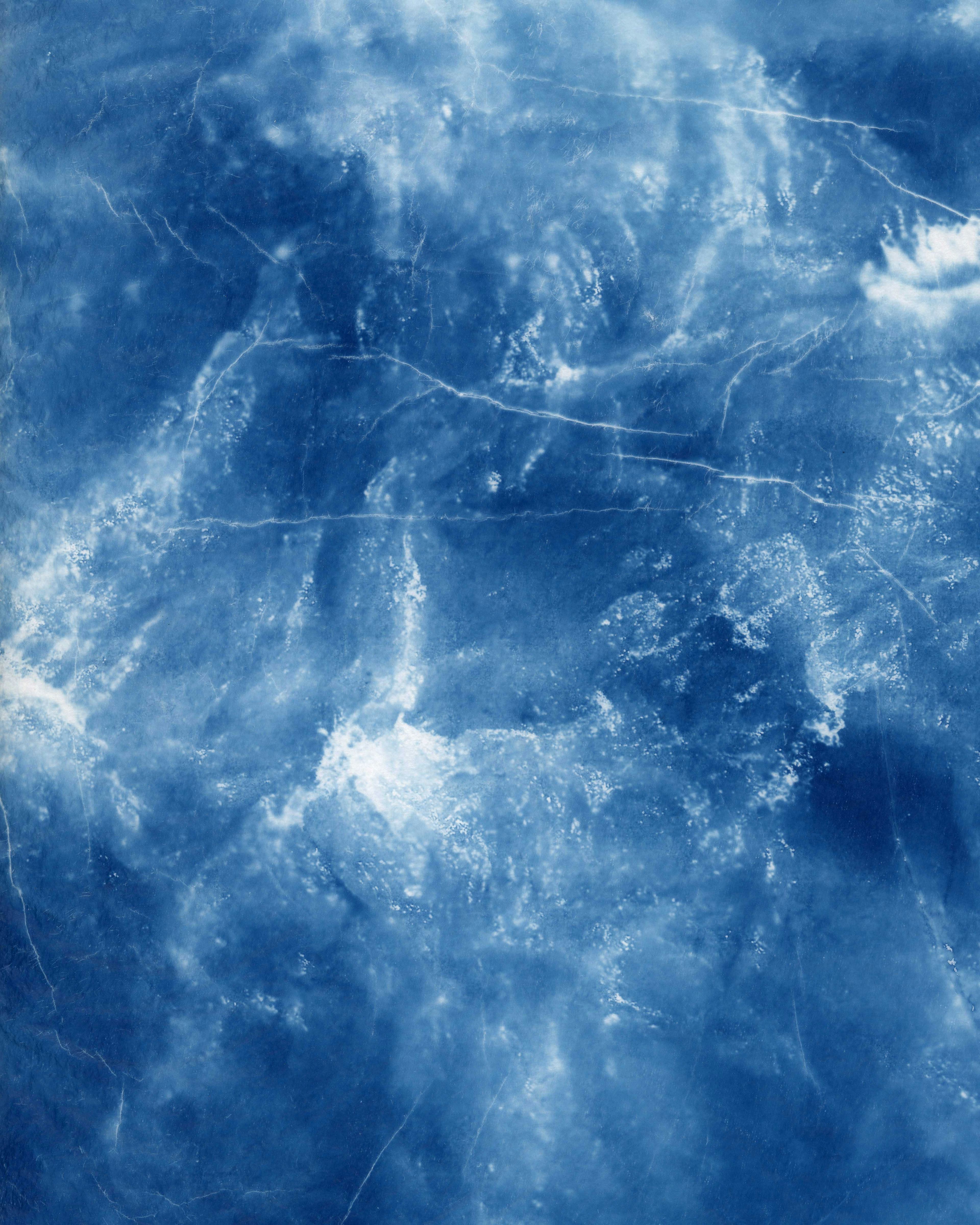 image of blue and white texture