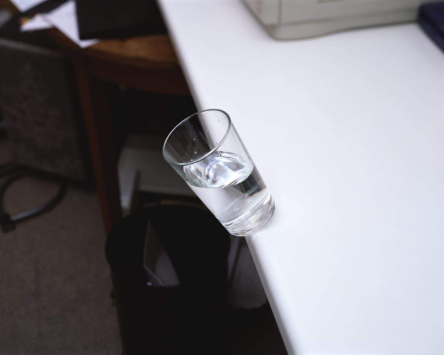 Falling Glass - Blommers & Schumm