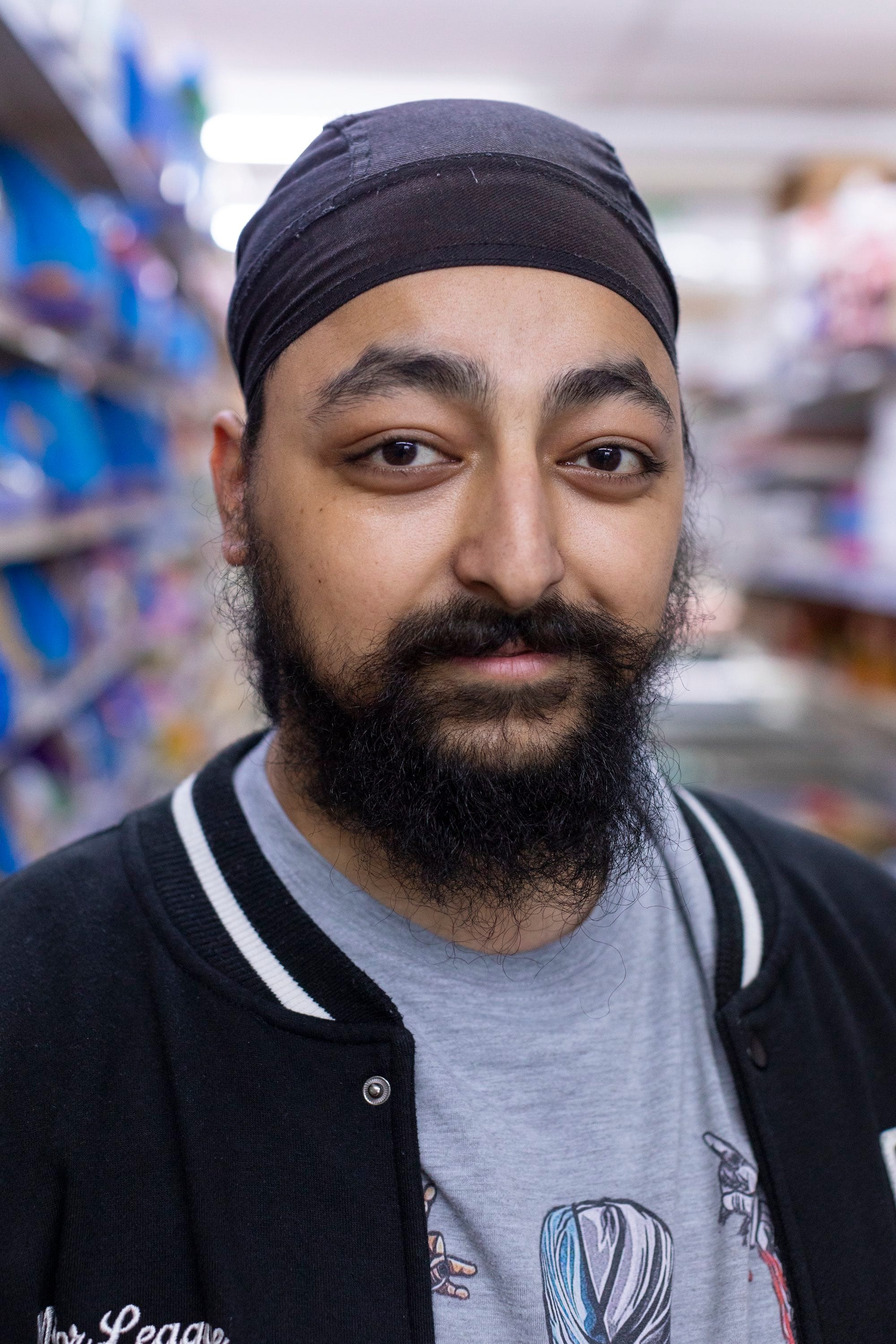 Portrait of a man in Delfshaven, Rotterdam. © Florian Braakman