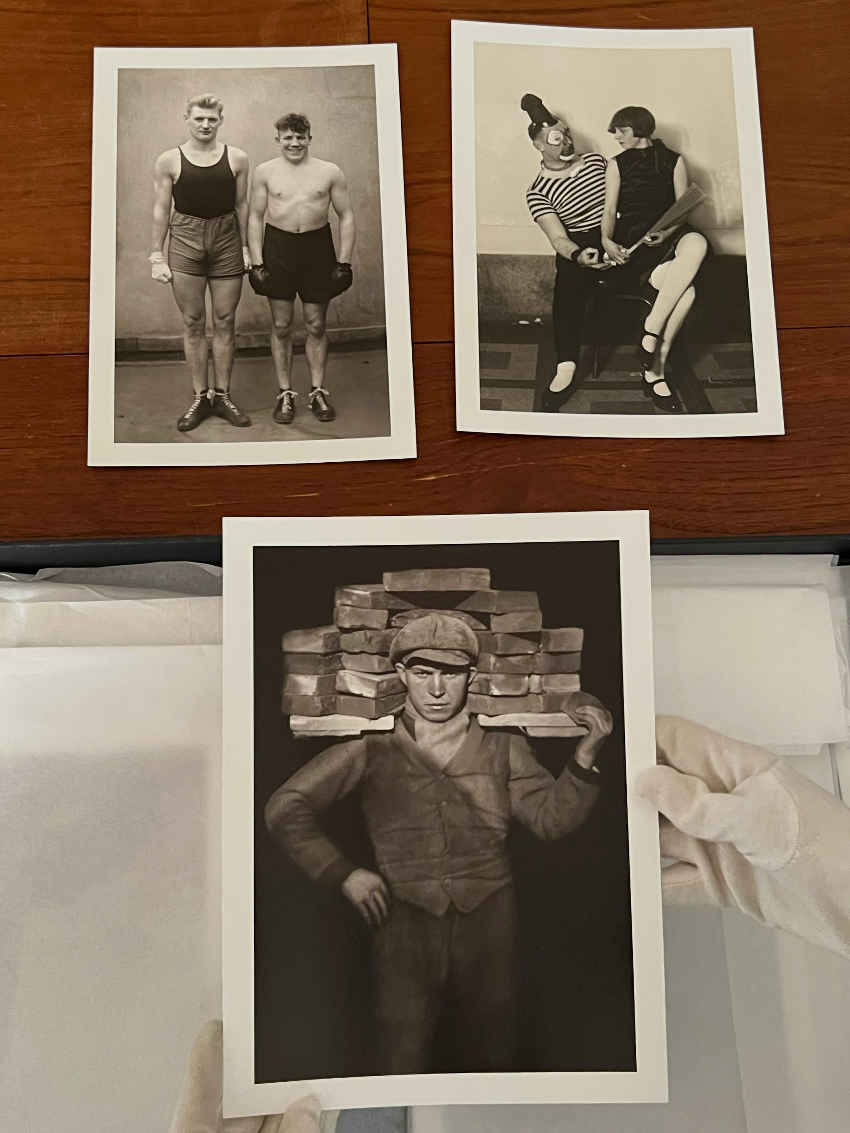 Verschillende foto's verspreid
