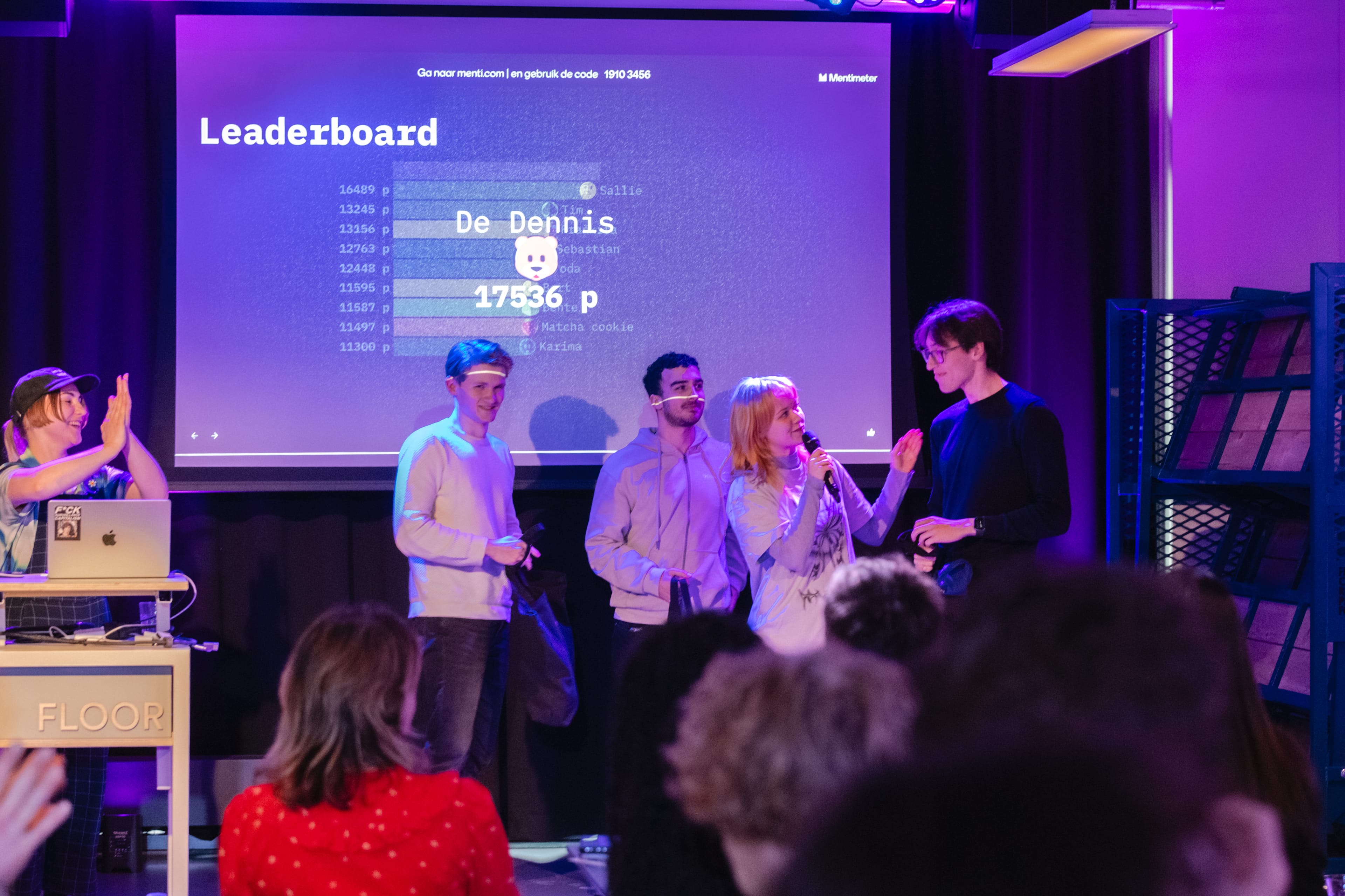 Pubquiz stage