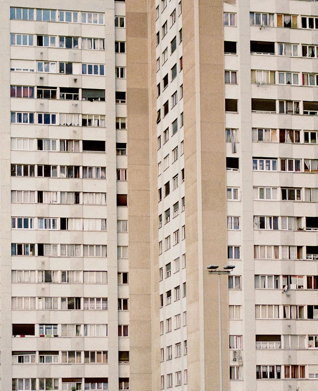 Evimde from the series Turunç, 2020 © Solène Gün, courtesy of the Foam Collection