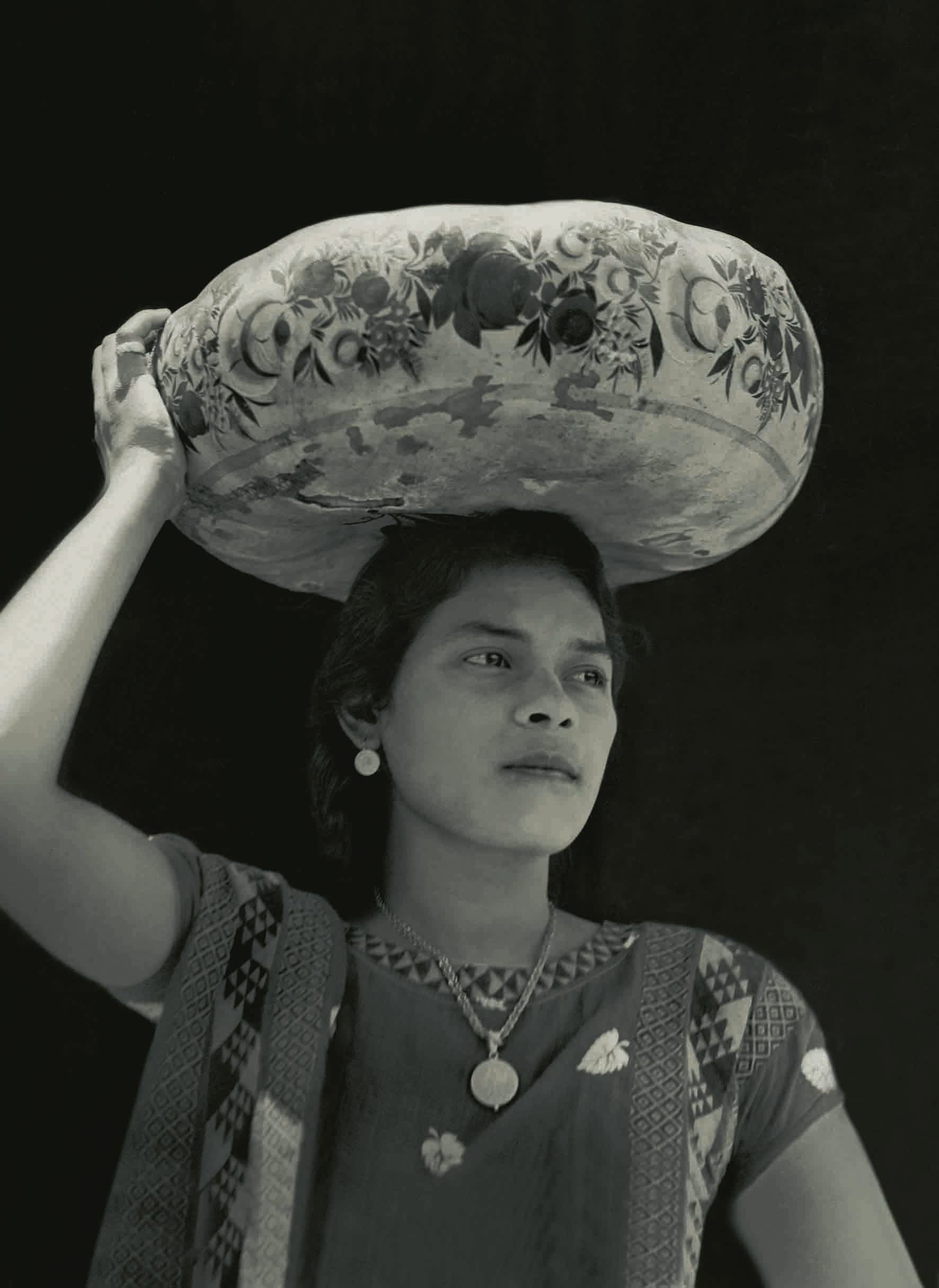 Woman of Tehuantepec 1929 Tina Modotti