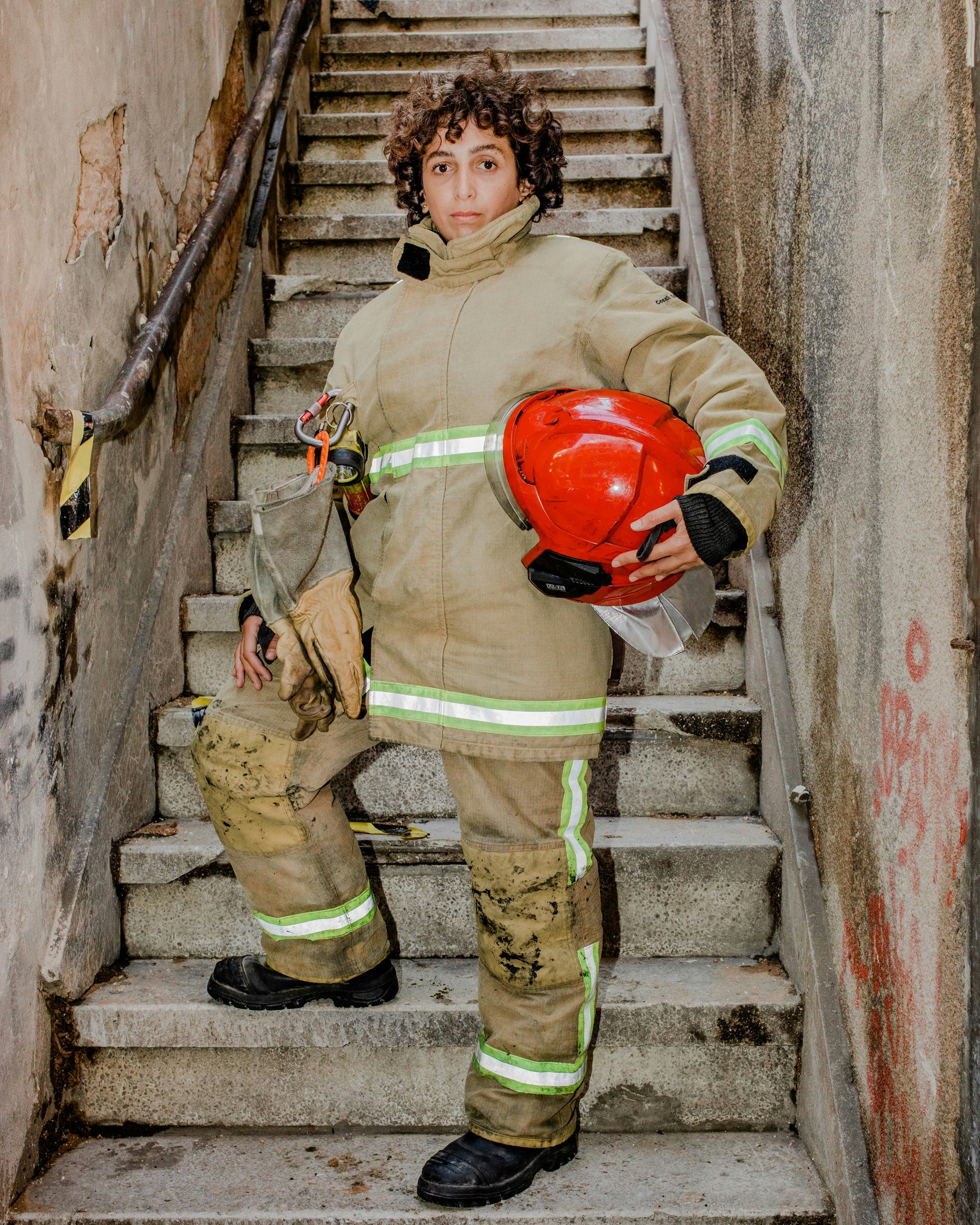 Picture of a female fire fighter in Beirut, Lebanon